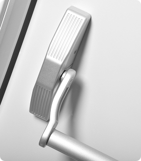 BS EN 1125 and BS EN 179 emergency exit hardware on an Entrad steel doorset. BS EN 1125 and BS EN 179 emergency exit hardware on an Entrad steel doorset.